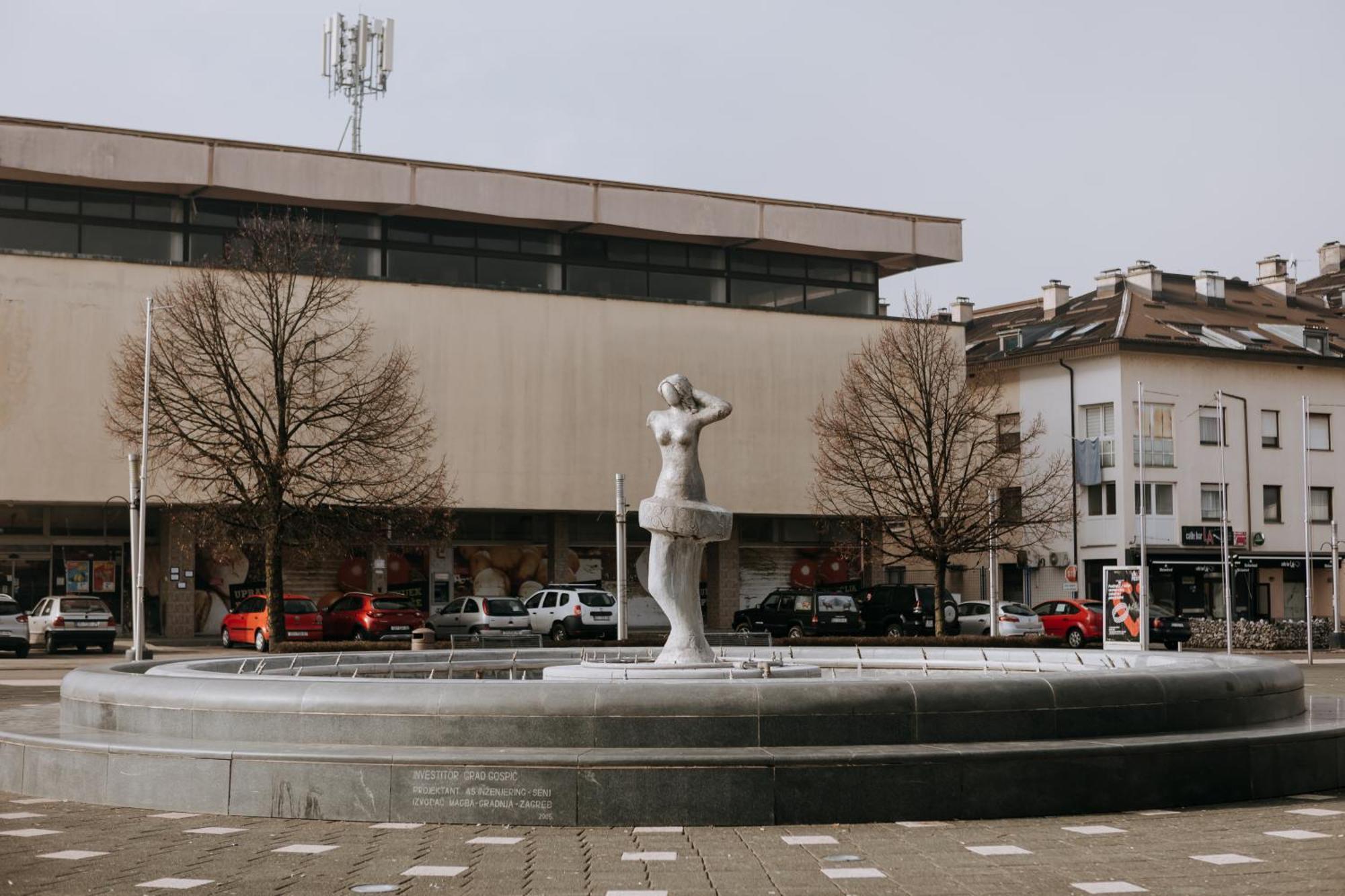 Apartman Antonio Gospić Buitenkant foto