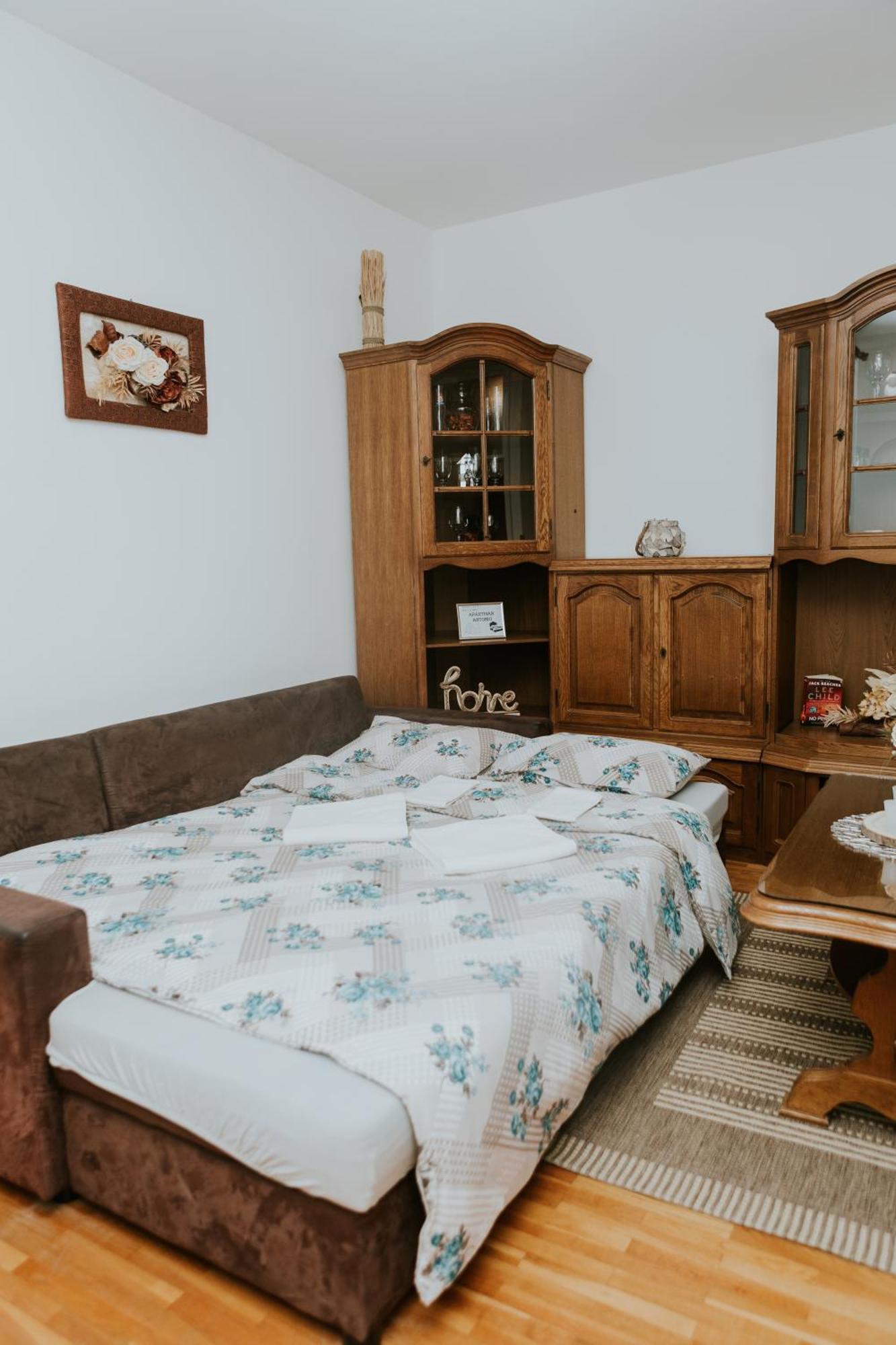 Apartman Antonio Gospić Buitenkant foto